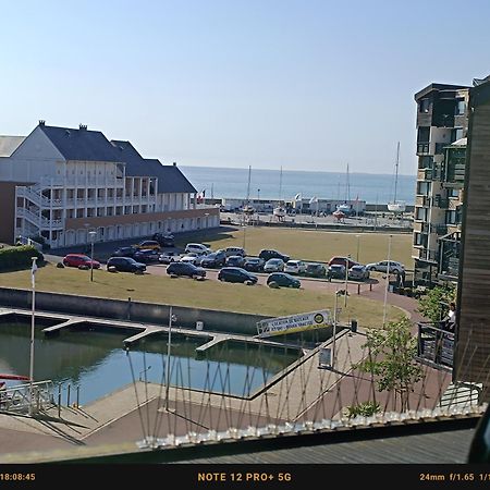 Studio Neuf Vue Mer Marina Deauville Esterno foto
